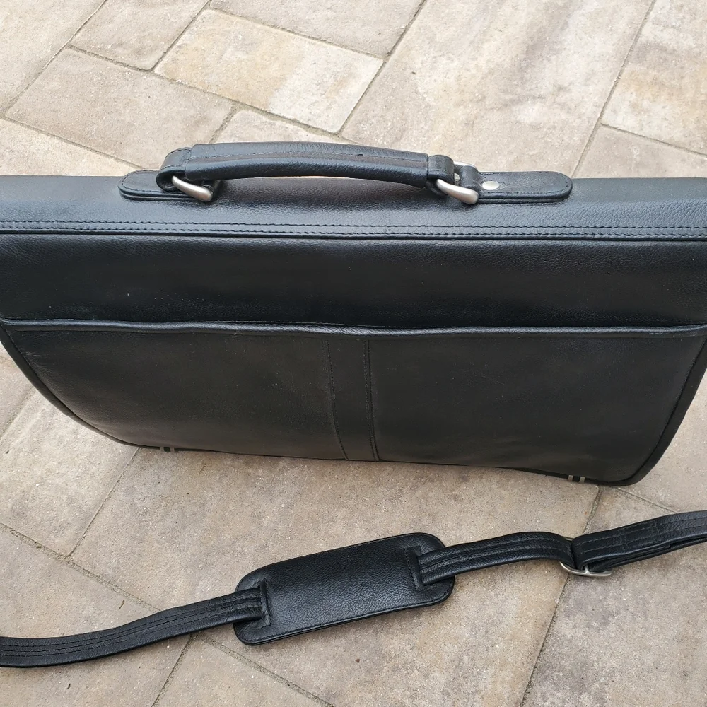 ILA Black Leather Briefcase Laptop Bag Like New Professional Office Accessory